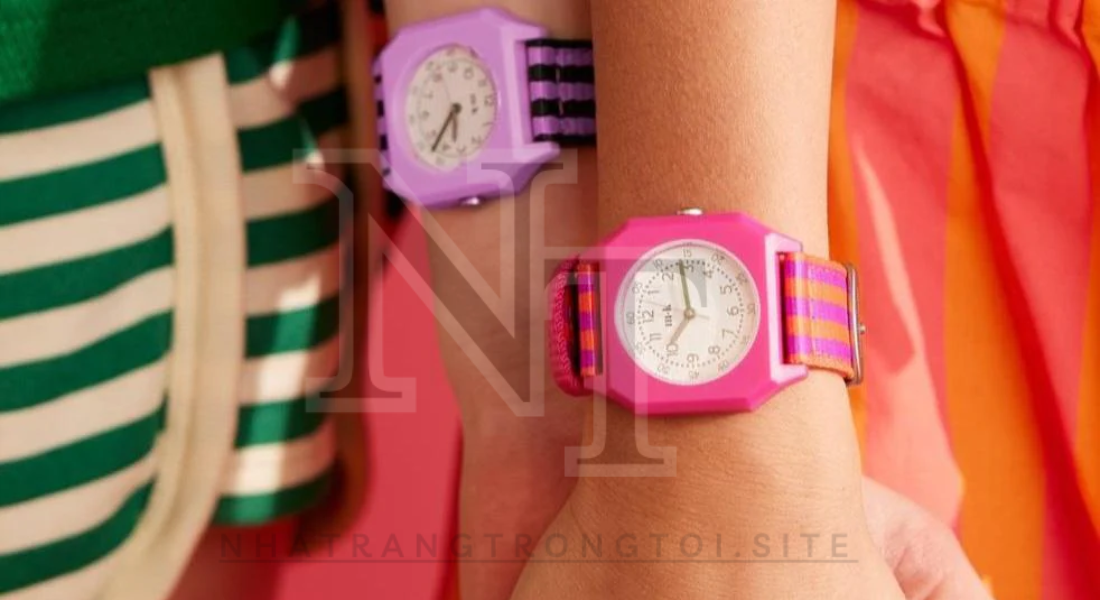 kids fashion analog watch